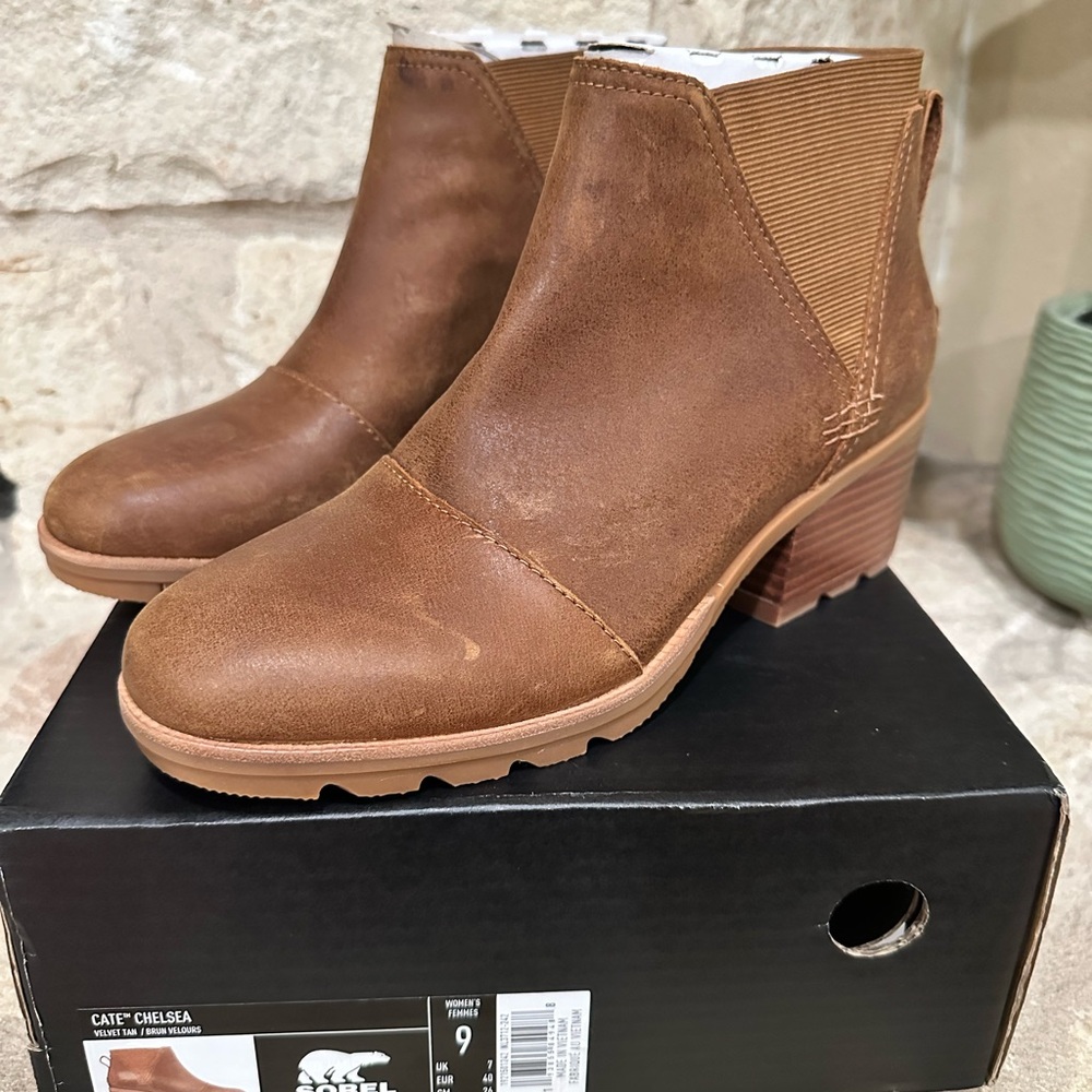 Sorel Chelsea Brown Ankle Boots